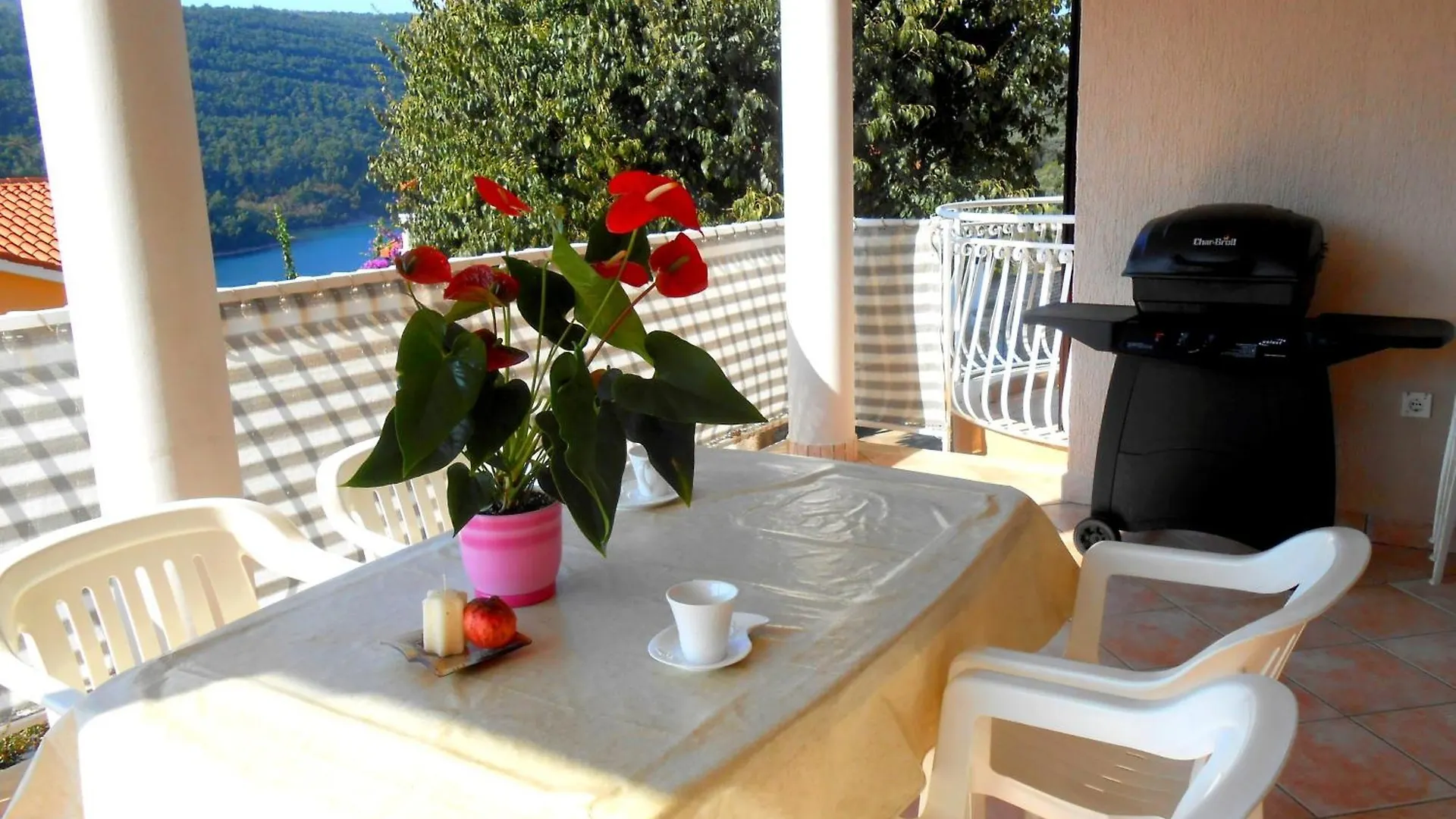 Villa Luma Apartments 拉宾